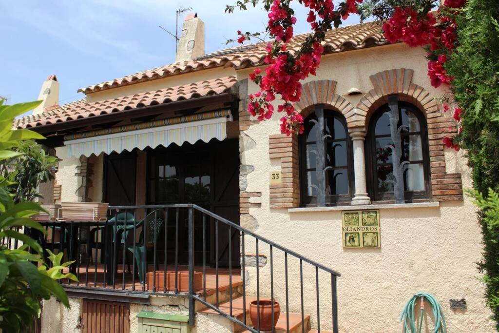 Les Oliveres 33 L'Estartit Esterno foto